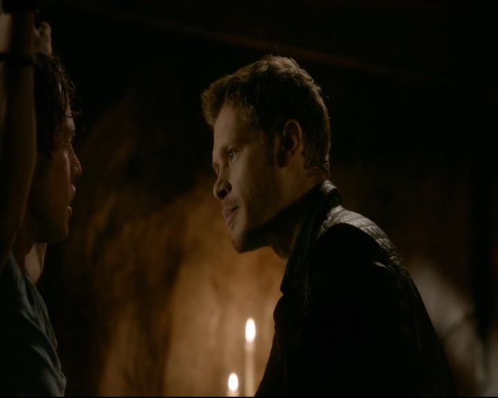 vampirediariesworld-dot-nl_TheOriginals5x10ThereInTheDisappearingLight00347.jpg