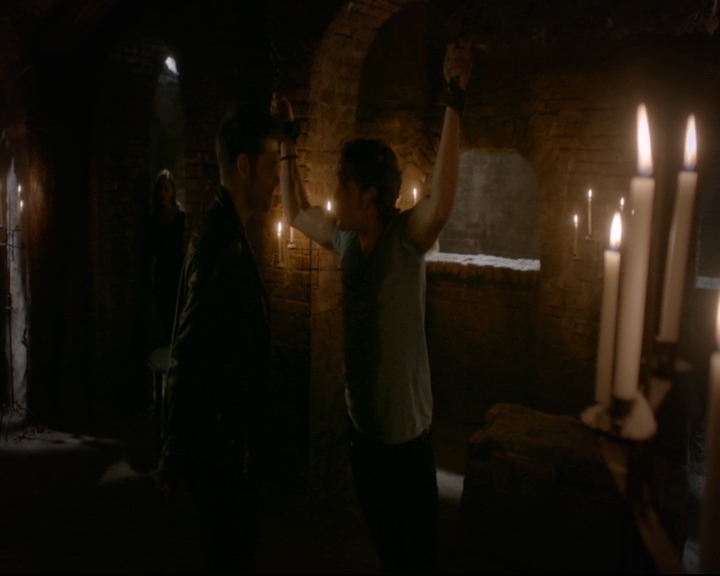 vampirediariesworld-dot-nl_TheOriginals5x10ThereInTheDisappearingLight00351.jpg