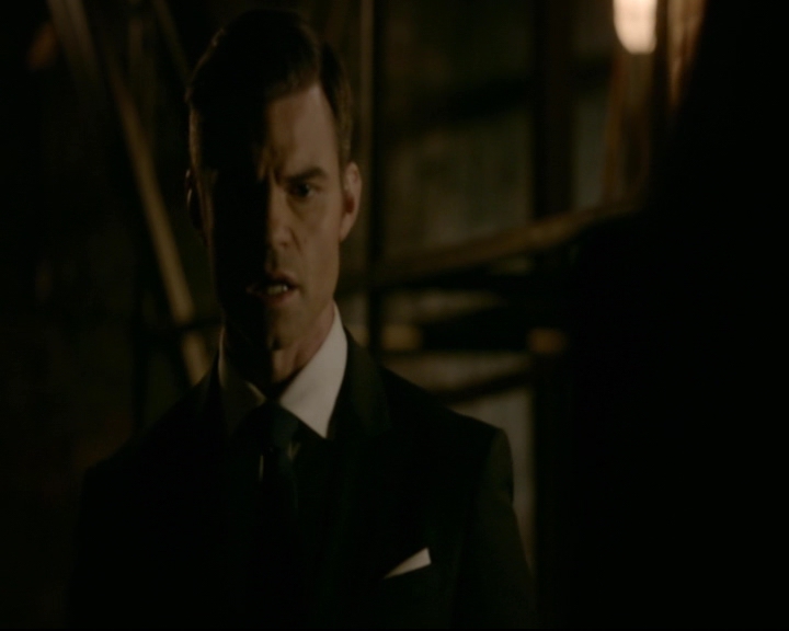 vampirediariesworld-dot-nl_TheOriginals5x10ThereInTheDisappearingLight00497.jpg