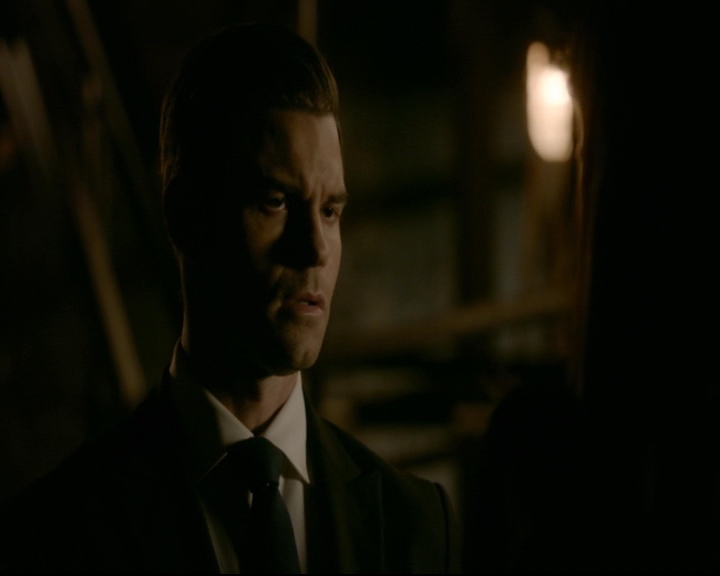 vampirediariesworld-dot-nl_TheOriginals5x10ThereInTheDisappearingLight00505.jpg