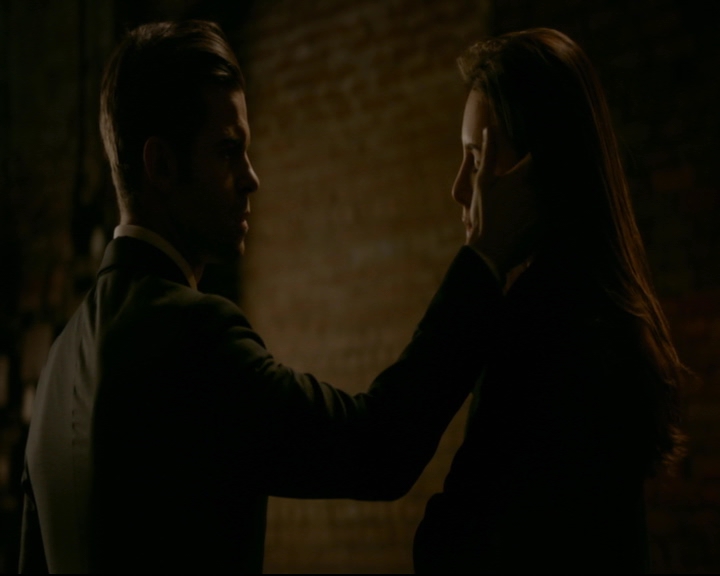 vampirediariesworld-dot-nl_TheOriginals5x10ThereInTheDisappearingLight00518.jpg