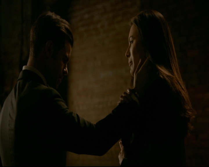 vampirediariesworld-dot-nl_TheOriginals5x10ThereInTheDisappearingLight00527.jpg