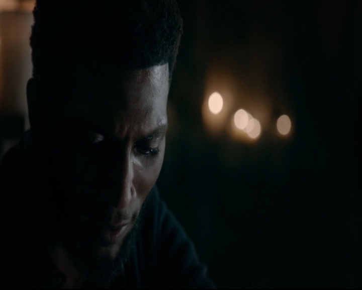 vampirediariesworld-dot-nl_TheOriginals5x10ThereInTheDisappearingLight00725.jpg