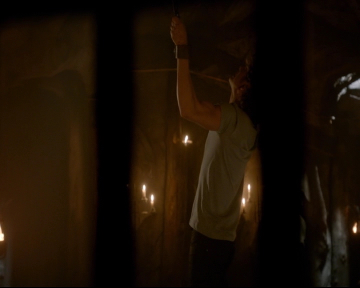 vampirediariesworld-dot-nl_TheOriginals5x10ThereInTheDisappearingLight00799.jpg