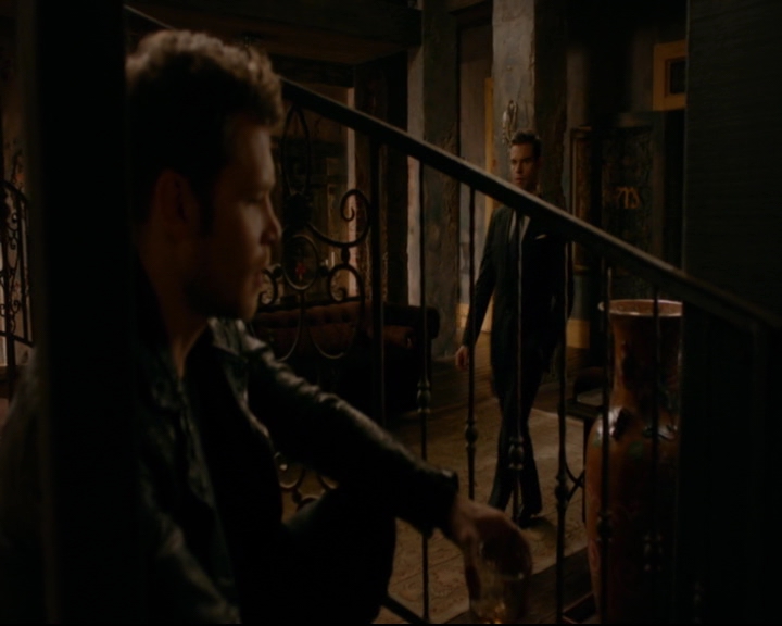 vampirediariesworld-dot-nl_TheOriginals5x10ThereInTheDisappearingLight00877.jpg