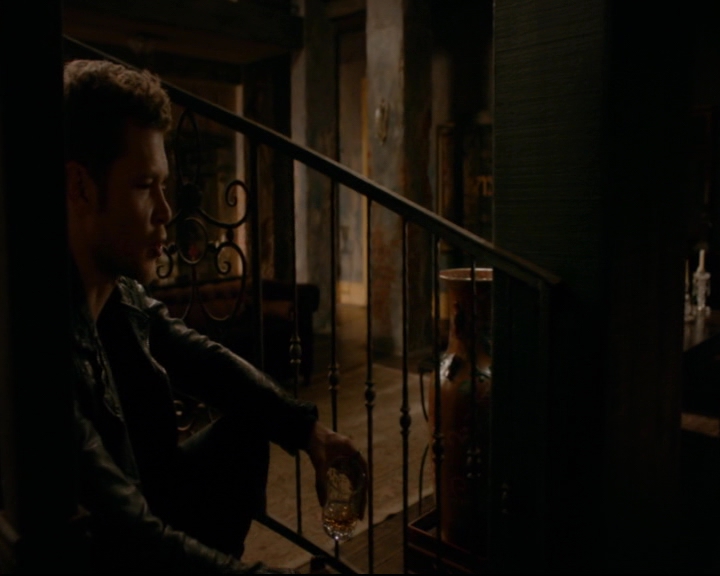 vampirediariesworld-dot-nl_TheOriginals5x10ThereInTheDisappearingLight00879.jpg