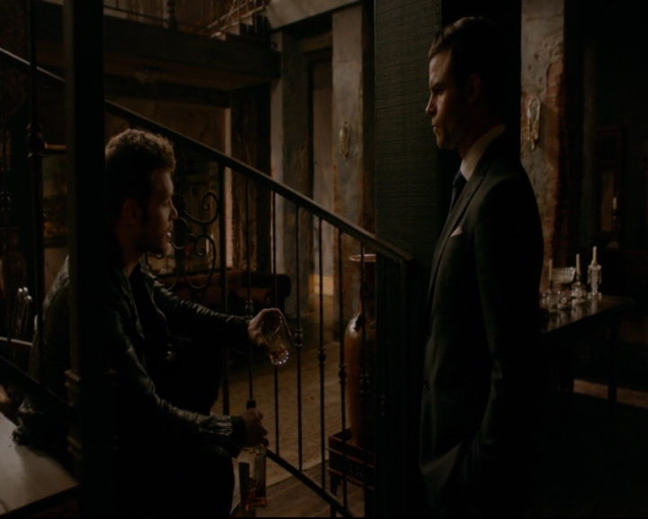 vampirediariesworld-dot-nl_TheOriginals5x10ThereInTheDisappearingLight00884.jpg