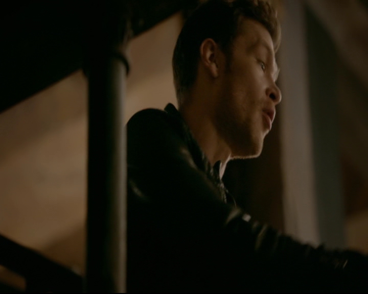 vampirediariesworld-dot-nl_TheOriginals5x10ThereInTheDisappearingLight00912.jpg