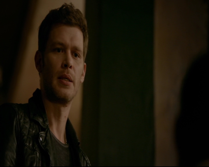 vampirediariesworld-dot-nl_TheOriginals5x10ThereInTheDisappearingLight00918.jpg