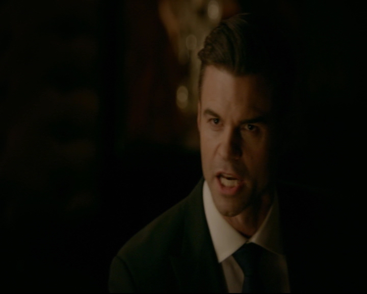 vampirediariesworld-dot-nl_TheOriginals5x10ThereInTheDisappearingLight00920.jpg