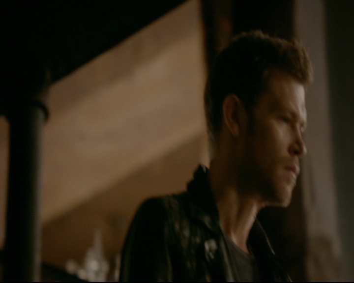 vampirediariesworld-dot-nl_TheOriginals5x10ThereInTheDisappearingLight00929.jpg