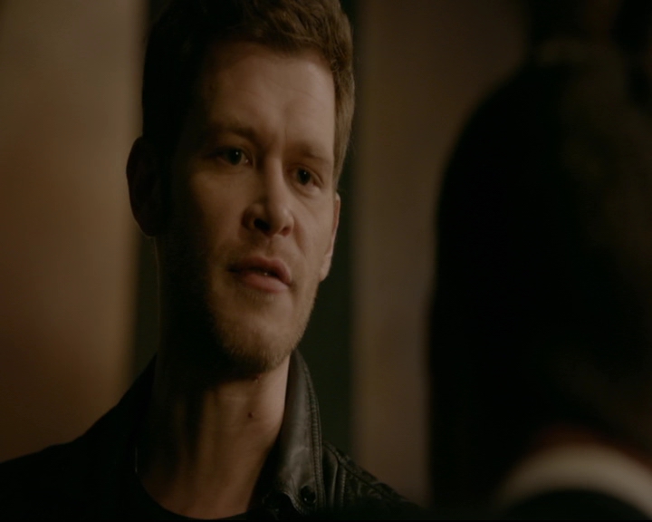 vampirediariesworld-dot-nl_TheOriginals5x10ThereInTheDisappearingLight00935.jpg