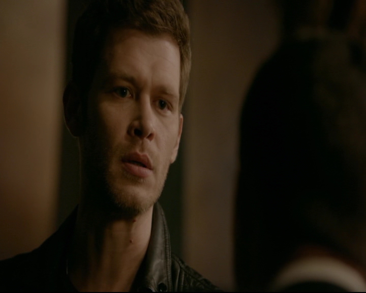 vampirediariesworld-dot-nl_TheOriginals5x10ThereInTheDisappearingLight00936.jpg