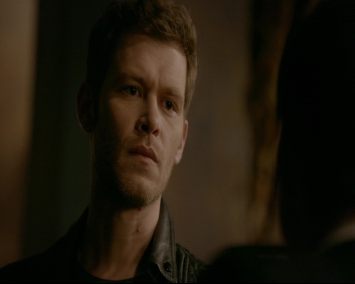 vampirediariesworld-dot-nl_TheOriginals5x10ThereInTheDisappearingLight00939.jpg