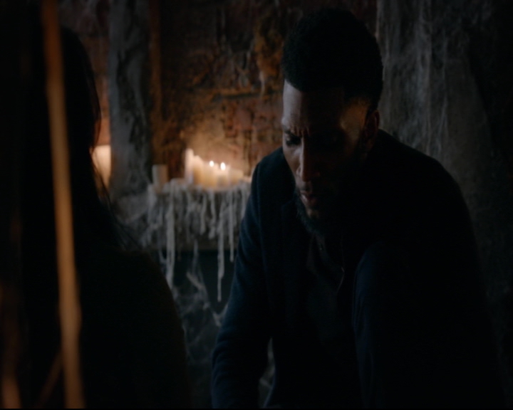 vampirediariesworld-dot-nl_TheOriginals5x10ThereInTheDisappearingLight00972.jpg