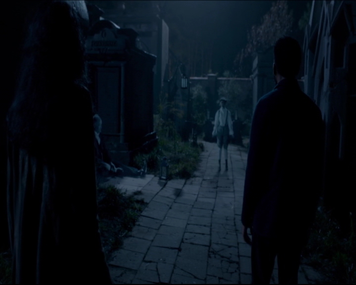 vampirediariesworld-dot-nl_TheOriginals5x10ThereInTheDisappearingLight01029.jpg