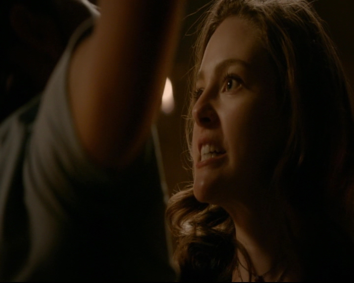 vampirediariesworld-dot-nl_TheOriginals5x10ThereInTheDisappearingLight01106.jpg