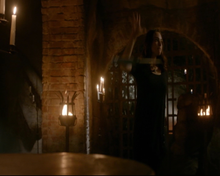 vampirediariesworld-dot-nl_TheOriginals5x10ThereInTheDisappearingLight01114.jpg