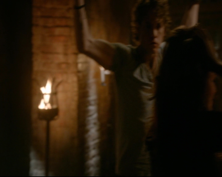 vampirediariesworld-dot-nl_TheOriginals5x10ThereInTheDisappearingLight01128.jpg