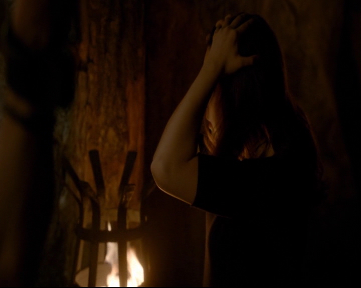 vampirediariesworld-dot-nl_TheOriginals5x10ThereInTheDisappearingLight01136.jpg