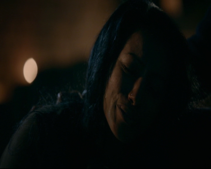 vampirediariesworld-dot-nl_TheOriginals5x10ThereInTheDisappearingLight01259.jpg