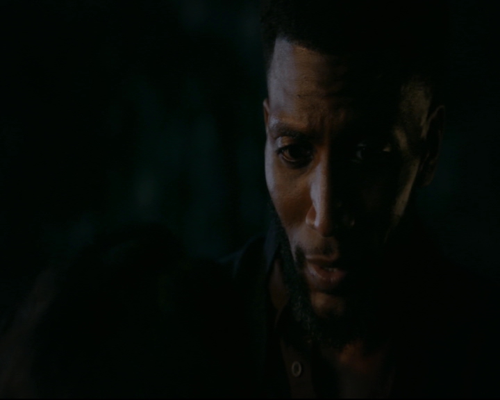 vampirediariesworld-dot-nl_TheOriginals5x10ThereInTheDisappearingLight01279.jpg