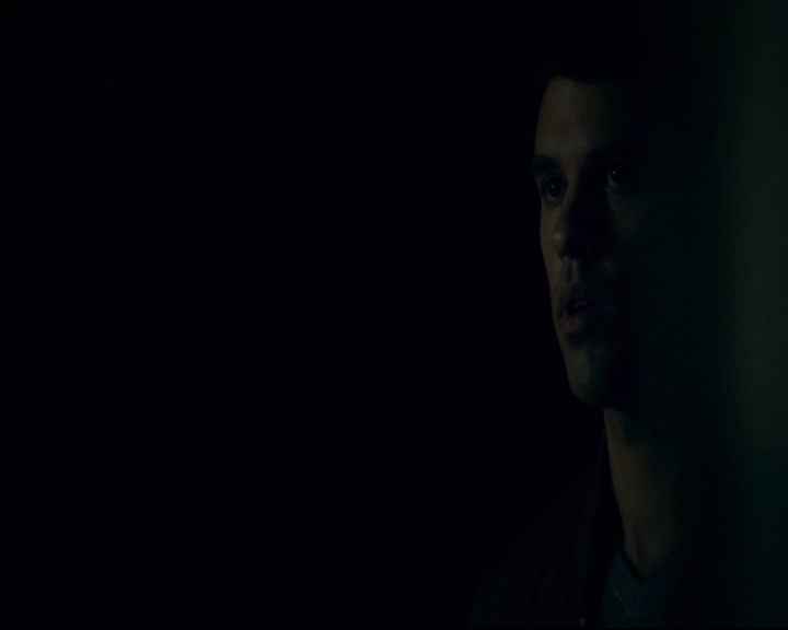 vampirediariesworld-dot-nl_TheOriginals5x10ThereInTheDisappearingLight01321.jpg