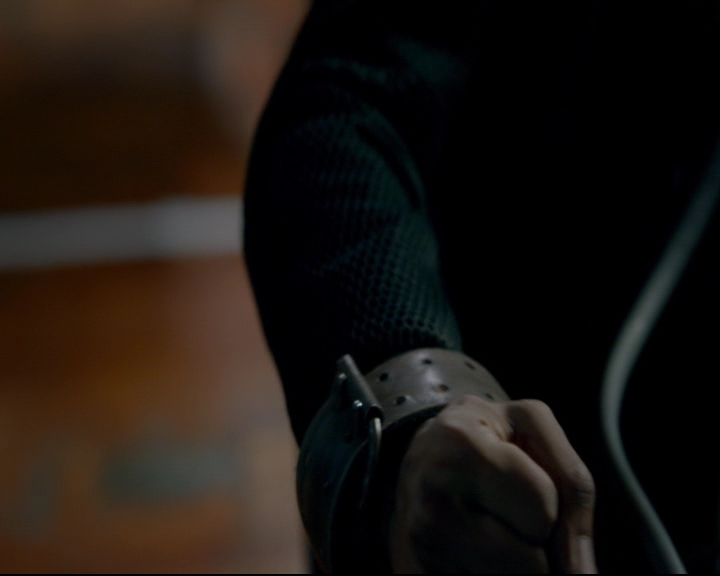 vampirediariesworld-dot-nl_TheOriginals5x10ThereInTheDisappearingLight01357.jpg