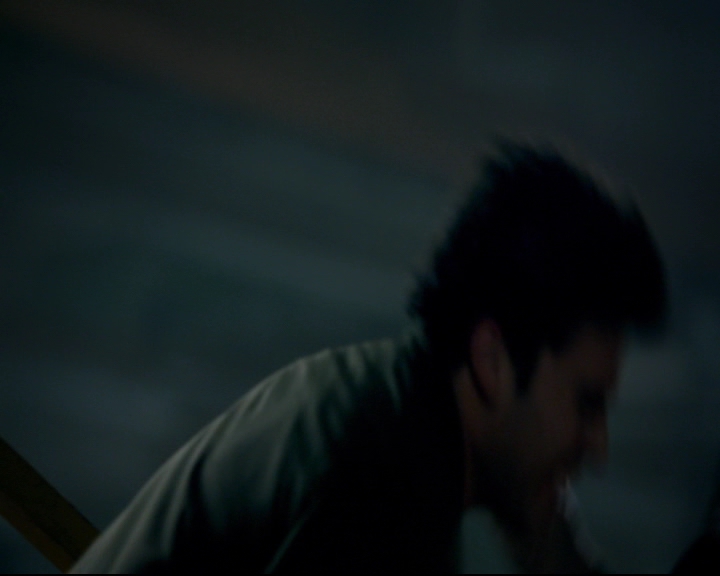 vampirediariesworld-dot-nl_TheOriginals5x10ThereInTheDisappearingLight01389.jpg