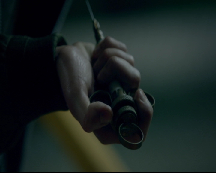 vampirediariesworld-dot-nl_TheOriginals5x10ThereInTheDisappearingLight01437.jpg