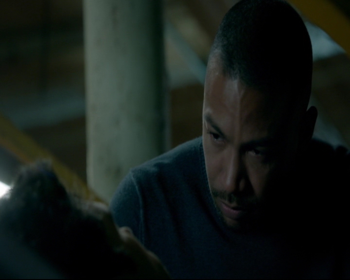vampirediariesworld-dot-nl_TheOriginals5x10ThereInTheDisappearingLight01454.jpg vampirediariesworld-dot-nl_TheOriginals5x10ThereInTheDisappearingLight01454.jpg