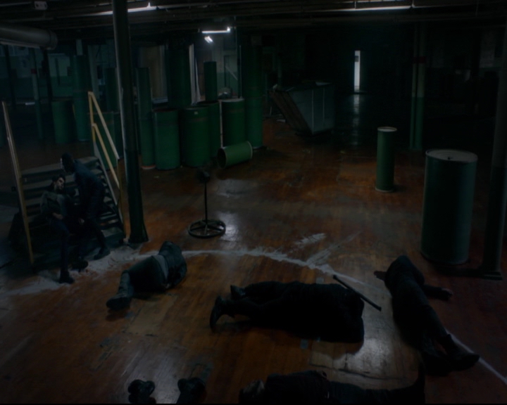vampirediariesworld-dot-nl_TheOriginals5x10ThereInTheDisappearingLight01466.jpg