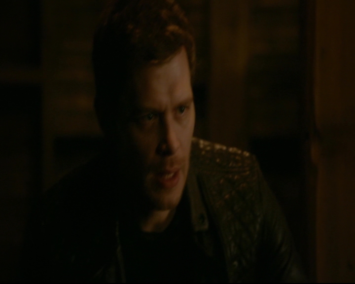 vampirediariesworld-dot-nl_TheOriginals5x10ThereInTheDisappearingLight01919.jpg