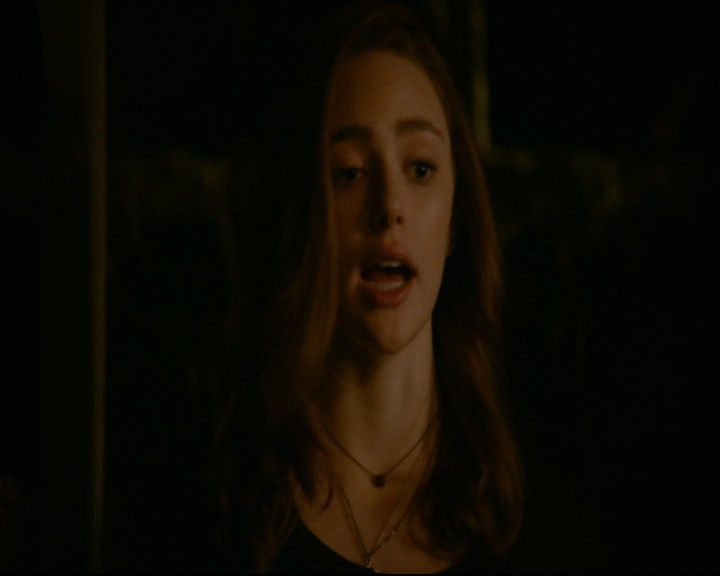 vampirediariesworld-dot-nl_TheOriginals5x10ThereInTheDisappearingLight01921.jpg