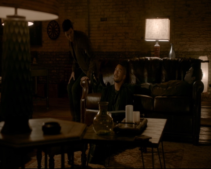 vampirediariesworld-dot-nl_TheOriginals5x10ThereInTheDisappearingLight02099.jpg