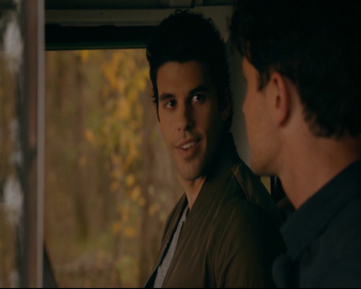 vampirediariesworld-dot-nl_TheOriginals5x10ThereInTheDisappearingLight02148.jpg