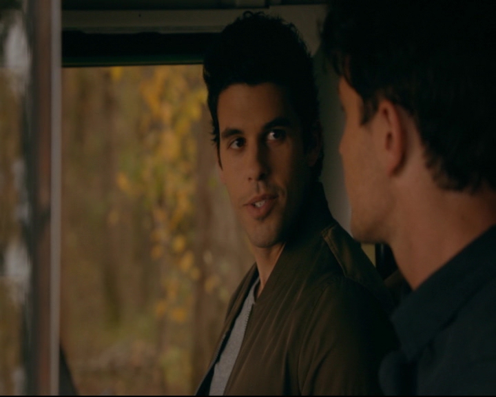 vampirediariesworld-dot-nl_TheOriginals5x10ThereInTheDisappearingLight02149.jpg