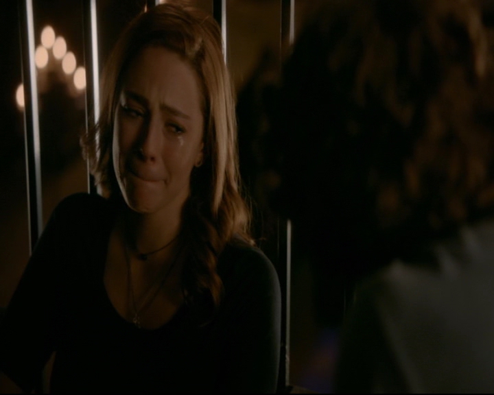 vampirediariesworld-dot-nl_TheOriginals5x10ThereInTheDisappearingLight02228.jpg