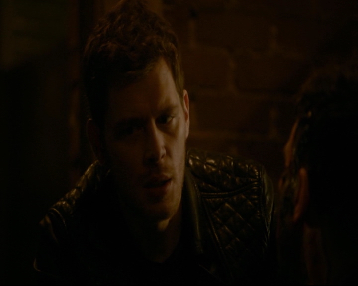 vampirediariesworld-dot-nl_TheOriginals5x10ThereInTheDisappearingLight02309.jpg