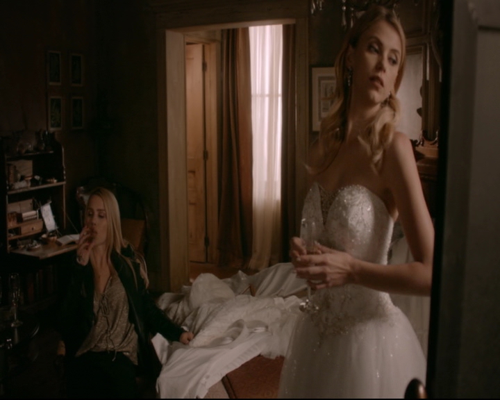 vampirediariesworld-dot-nl_TheOriginals5x11TilTheDayIDie00867.jpg