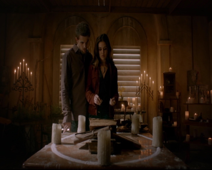 vampirediariesworld-dot-nl_TheOriginals5x11TilTheDayIDie01332.jpg