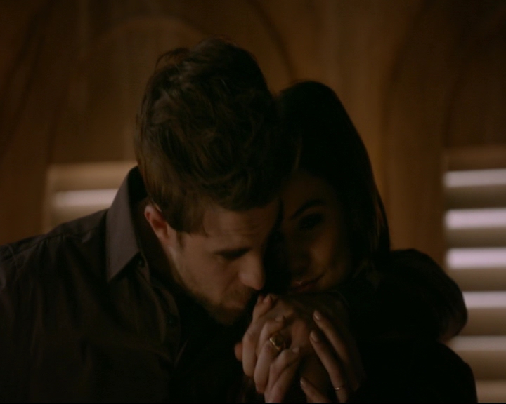 vampirediariesworld-dot-nl_TheOriginals5x11TilTheDayIDie01342.jpg