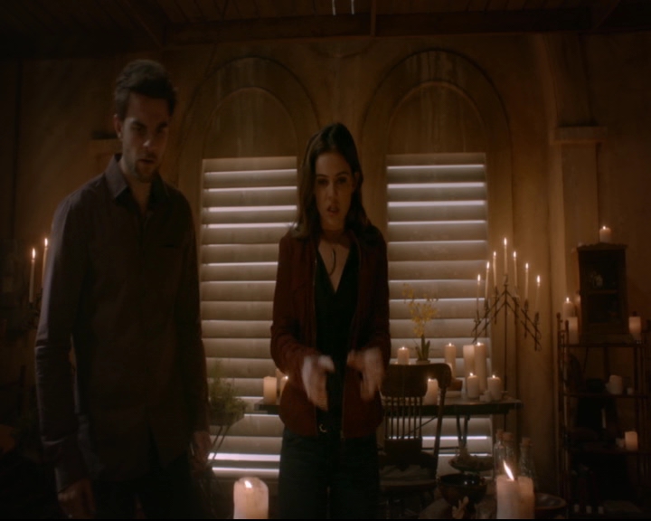 vampirediariesworld-dot-nl_TheOriginals5x11TilTheDayIDie01371.jpg