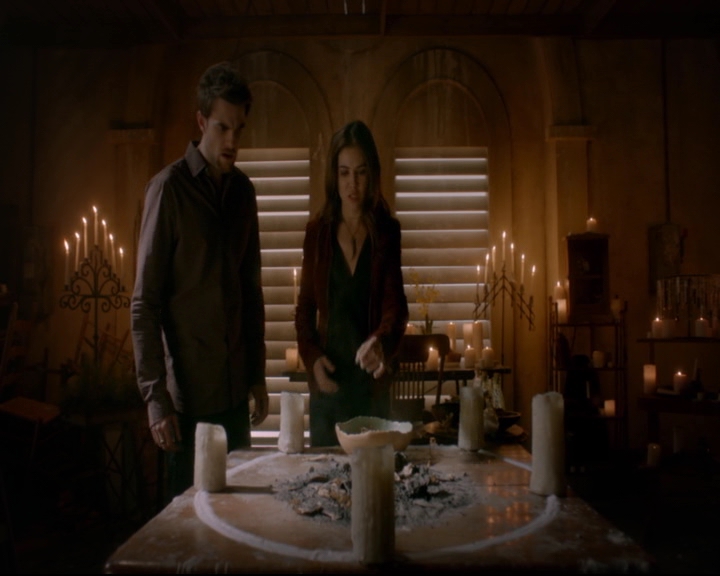 vampirediariesworld-dot-nl_TheOriginals5x11TilTheDayIDie01380.jpg