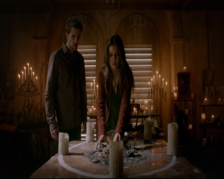 vampirediariesworld-dot-nl_TheOriginals5x11TilTheDayIDie01381.jpg