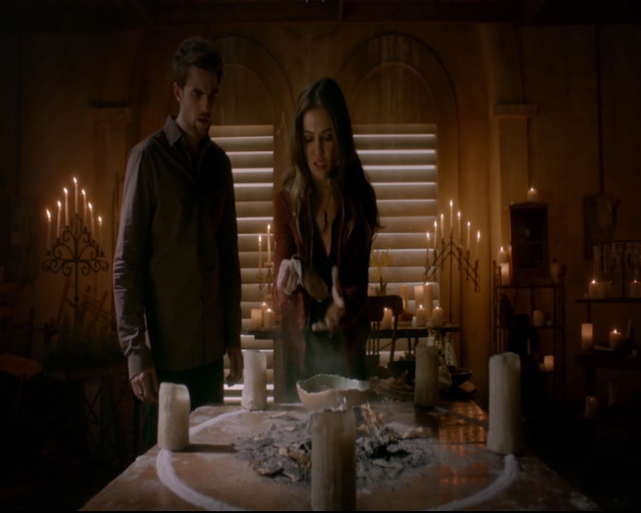 vampirediariesworld-dot-nl_TheOriginals5x11TilTheDayIDie01382.jpg