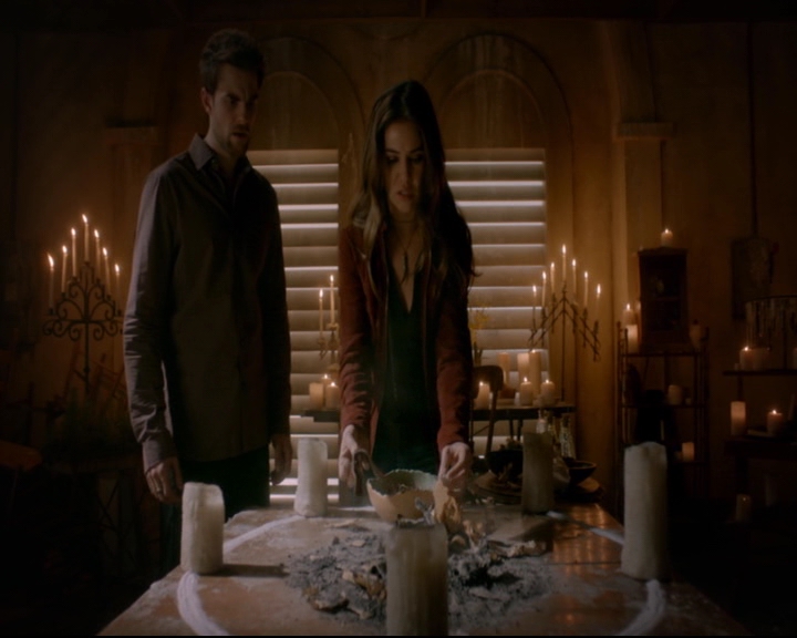 vampirediariesworld-dot-nl_TheOriginals5x11TilTheDayIDie01383.jpg