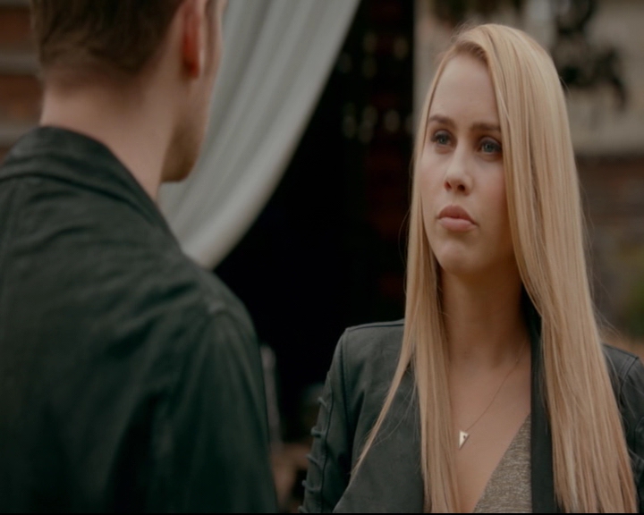 vampirediariesworld-dot-nl_TheOriginals5x11TilTheDayIDie01418.jpg