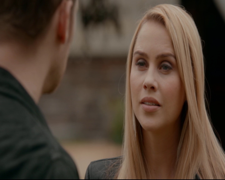 vampirediariesworld-dot-nl_TheOriginals5x11TilTheDayIDie01426.jpg