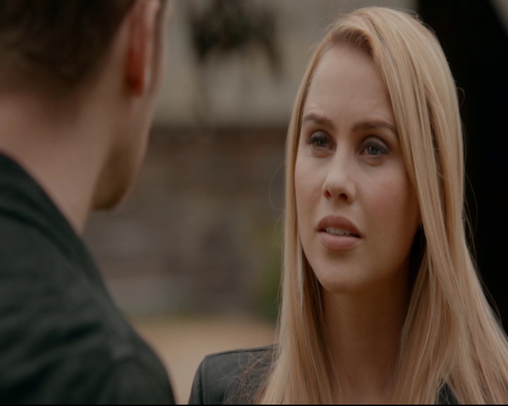 vampirediariesworld-dot-nl_TheOriginals5x11TilTheDayIDie01427.jpg